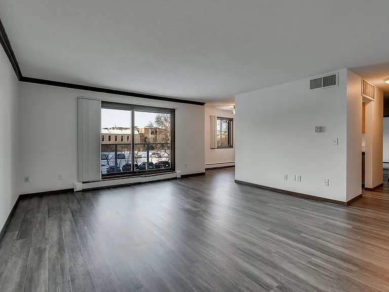 Shelard Village Apartments — Photo 22