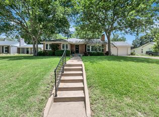 6371 Greenway Rd, Fort Worth, TX 76116