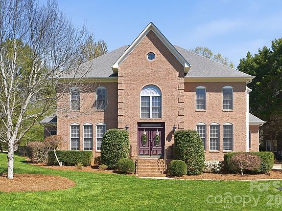 2nd image of 6119 Highview Rd