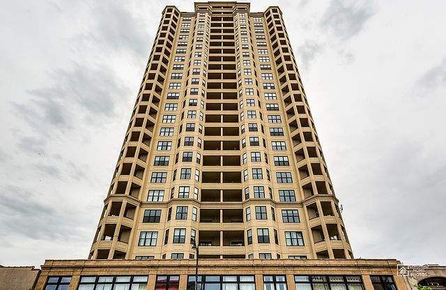 1st image of 1464 S Michigan Ave APT 1010