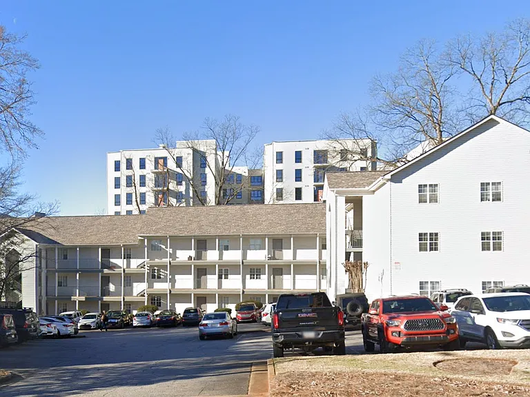 North Campus area rental — Photo 3