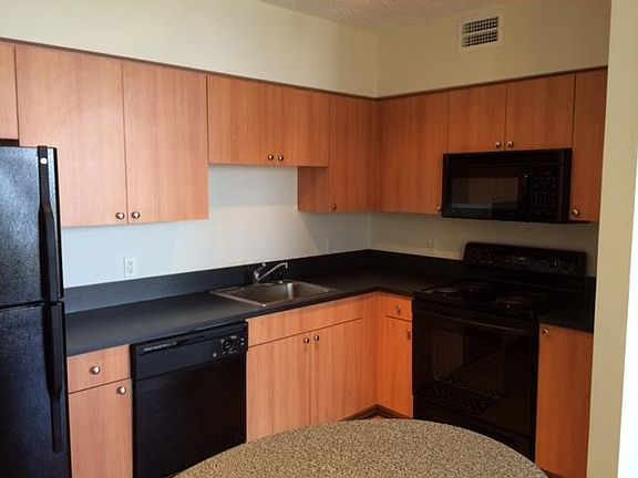 3rd image of 1330 West Ave APT 2205