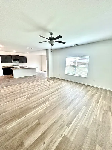 16412 Farmhouse Ln Photo 1