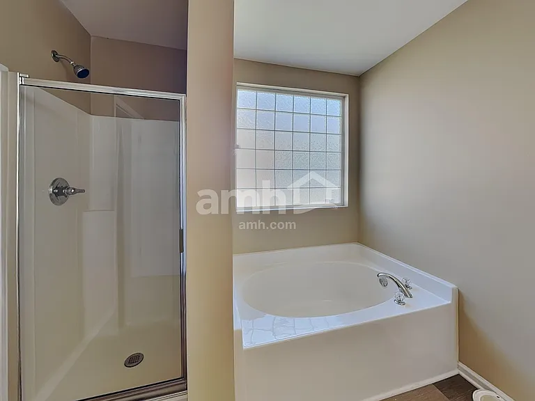 11 Silverbrook Ct — Photo 13