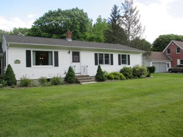 5 Elm Ct, Hatfield, MA 01038