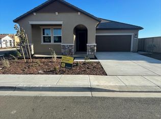 622 Featherstone Dr, Patterson, CA 95363