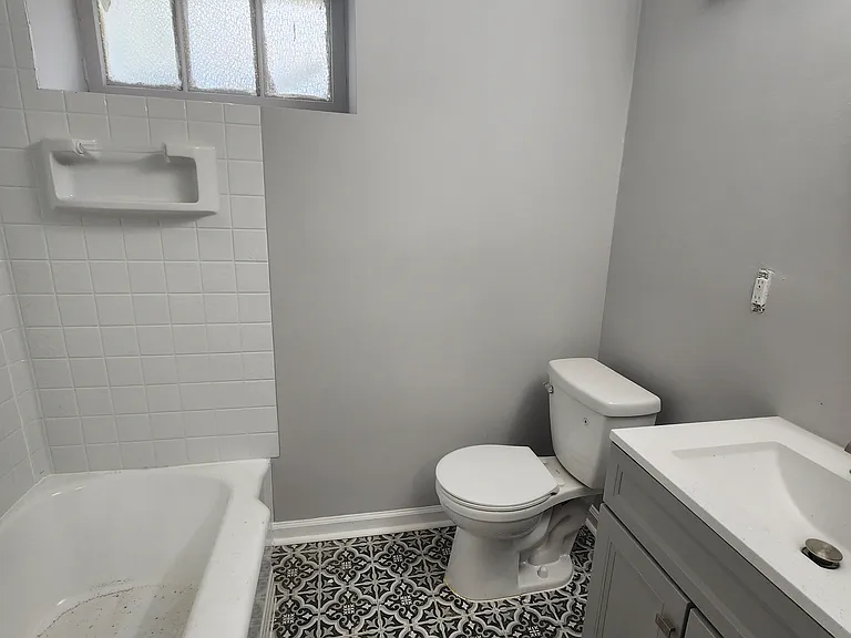 3535 Chesterfield Ave #2 — Photo 4