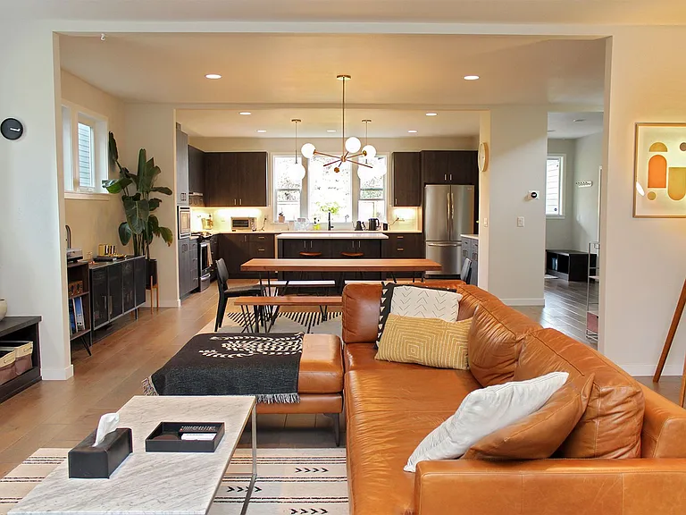 8240 SW 47th Ave — Photo 9