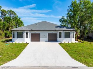 5208 28th St SW, Lehigh Acres, FL 33973