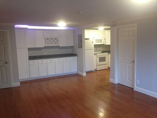 1st image of 3 Tara Dr Unit 12