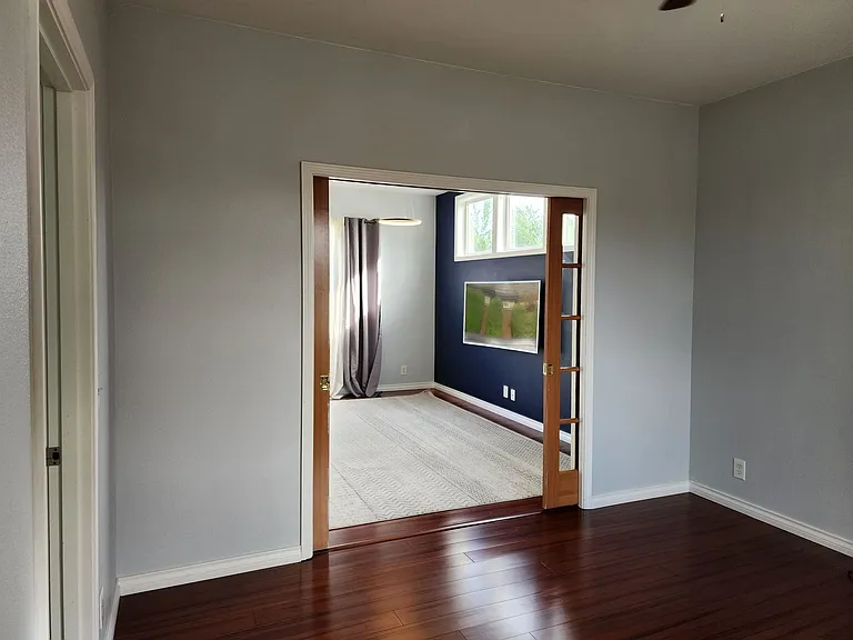 1592 Kingston Way — Photo 8