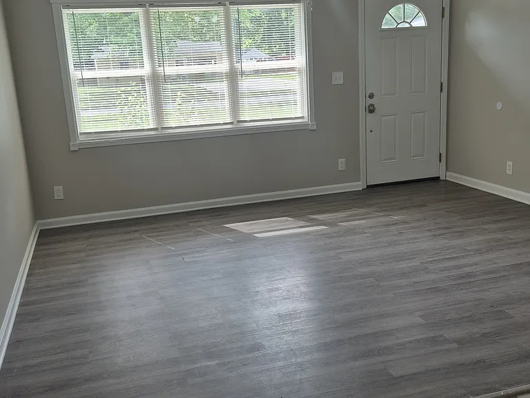 9911 Plaudit Way — Photo 4