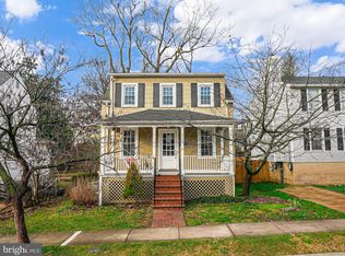 114 N Cleveland St, Arlington, VA 22201