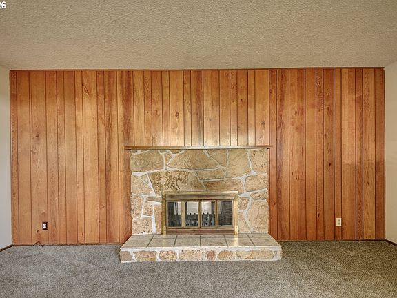 5th image of 1798 Gilham Rd