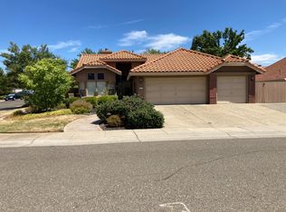 107 Tindal Way, Folsom, CA 95630