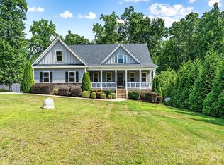 6515 Havencrest Dr, Denver, NC 28037
