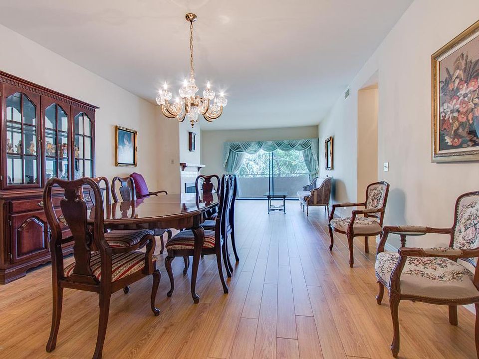 1st image of 500 E Lexington Dr APT 201