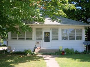 604 W Main St, Robinson, IL 62454
