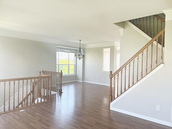 5th image of 242 Straughn Ln