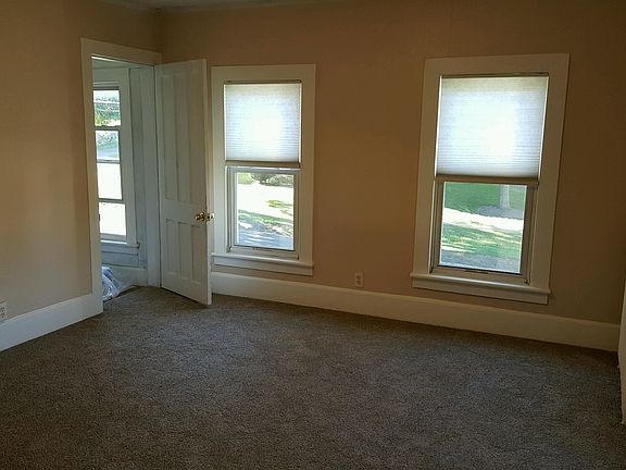 2nd image of 57 Clinton St