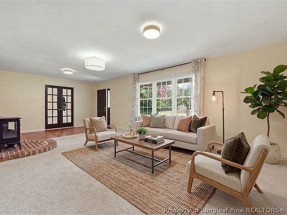 5th image of 360 Jody Rd