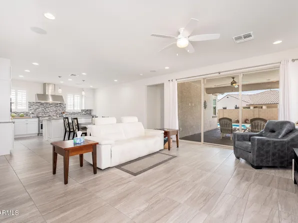 22536 N 100TH Avenue, Peoria, AZ 85383