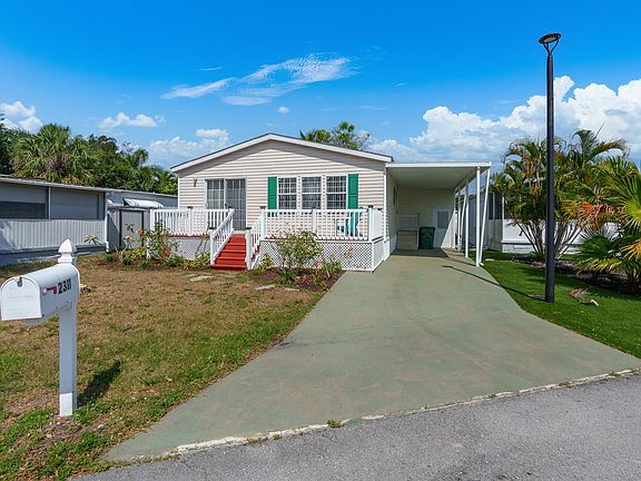 5th image of 2311 SW 87 Avenue
