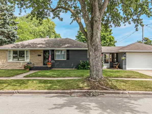 2218 N McDonald St, Appleton, WI 54911