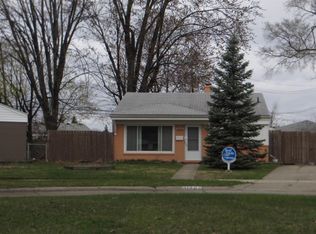 31282 Fernwood St, Westland, MI 48186