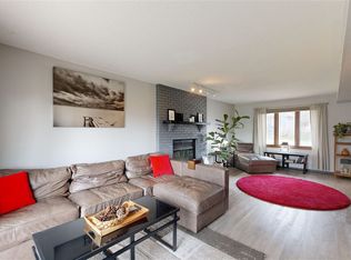 1633 Dover St, Iowa City, IA 52240