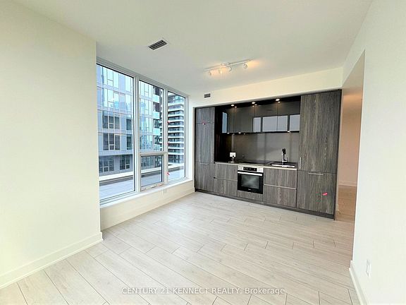 2nd image of 15 Mercer St #2802