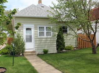 200 9th Ave SW, Mandan, ND 58554