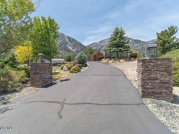 2nd image of 746 Foothill Rd