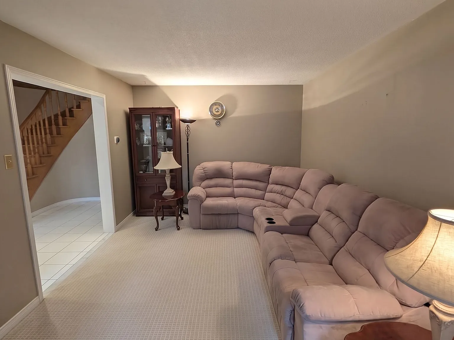 5 bed, $4,000 — Photo 3