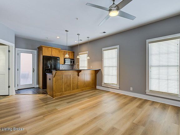 2nd image of 10606 Norton Commons Walk