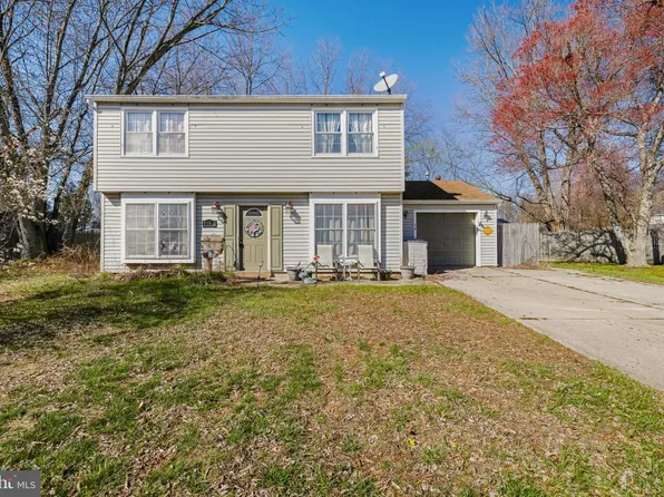 14 Sumter Ct, Laurel Springs, NJ 08021