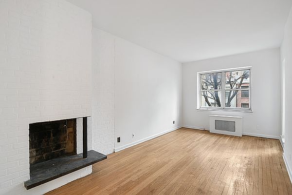 1st image of 211 E 60th St APT D4