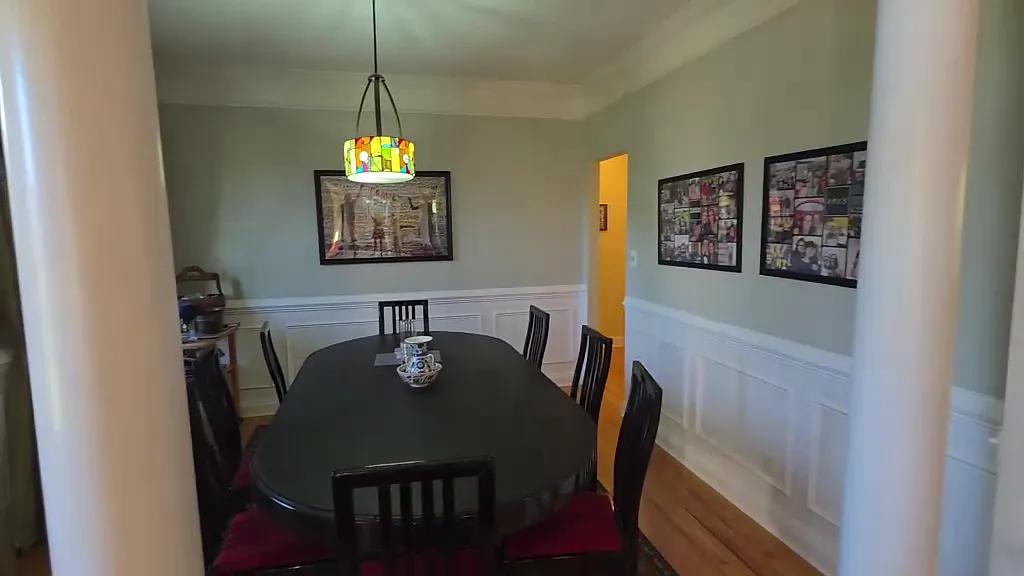 4 bed, 4737 sqft, $3,300 — Photo 3