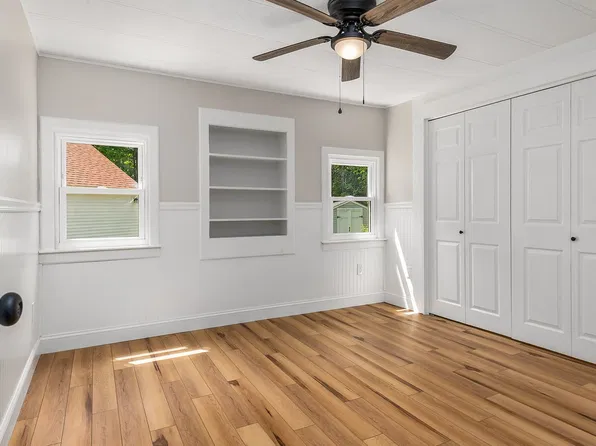 13 Hewey St, Sanford, ME