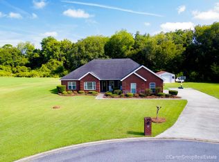 7 Bermuda Dr, Jesup, GA 31546
