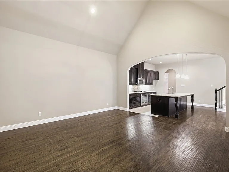 768 Huntingdon St — Photo 1