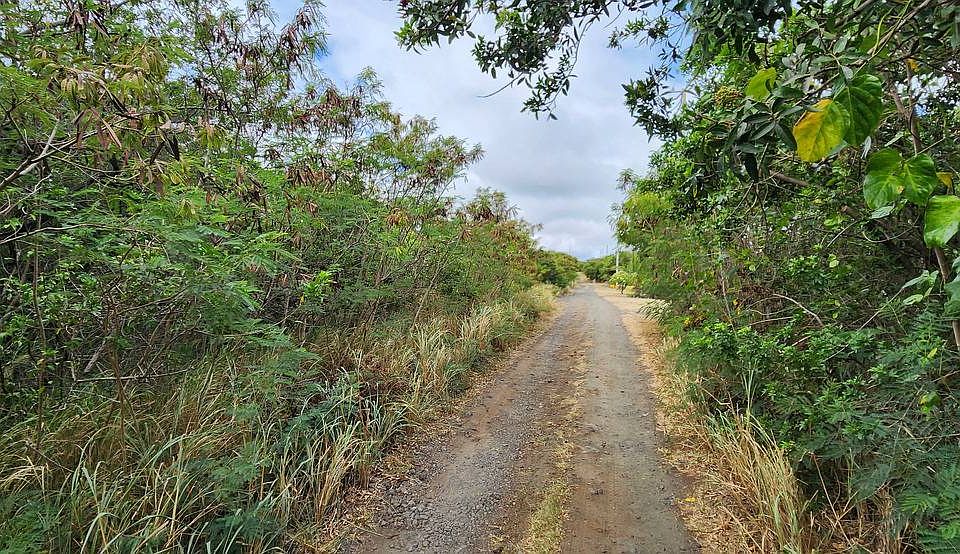 2nd image of Makai St Lot 6