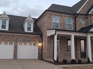 511 Mount Ivy Dr, Collierville, TN 38017