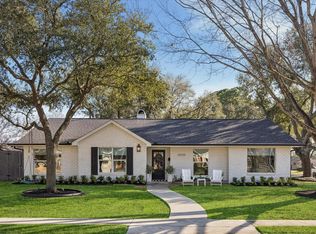 10739 Longmont Dr, Houston, TX 77042