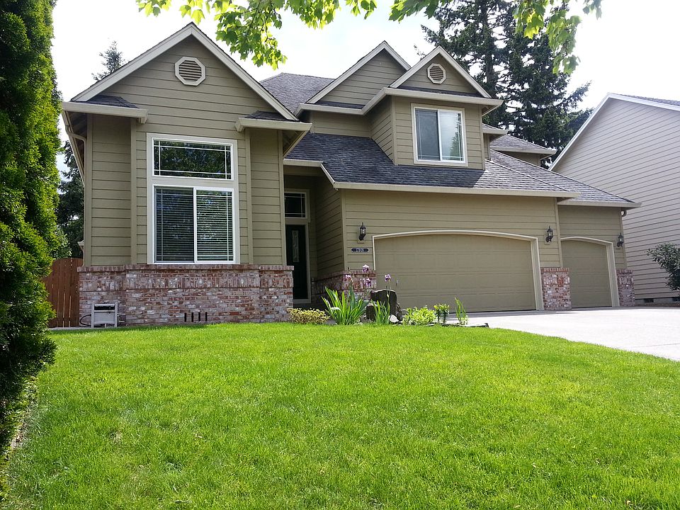 1st image of 17909 NE 27th St