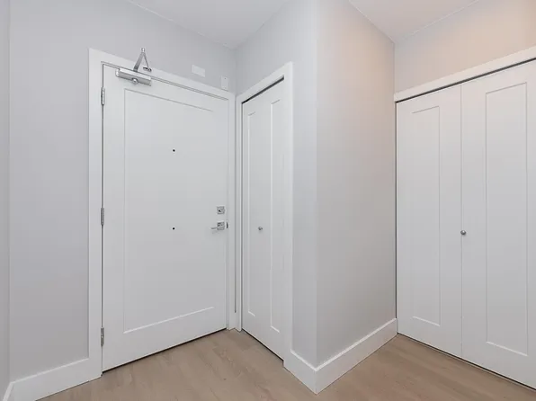 3050 Kingsway #4XX, Vancouver, BC V5R 5J7