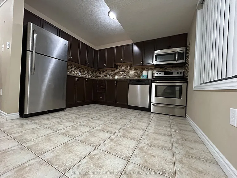55 Mooregate Cres #13B — Photo 14