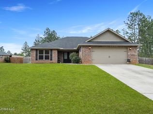 19496 Rudd Dr, Saucier, MS 39574