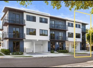 1376 SW 4th St #7, Miami, FL 33135