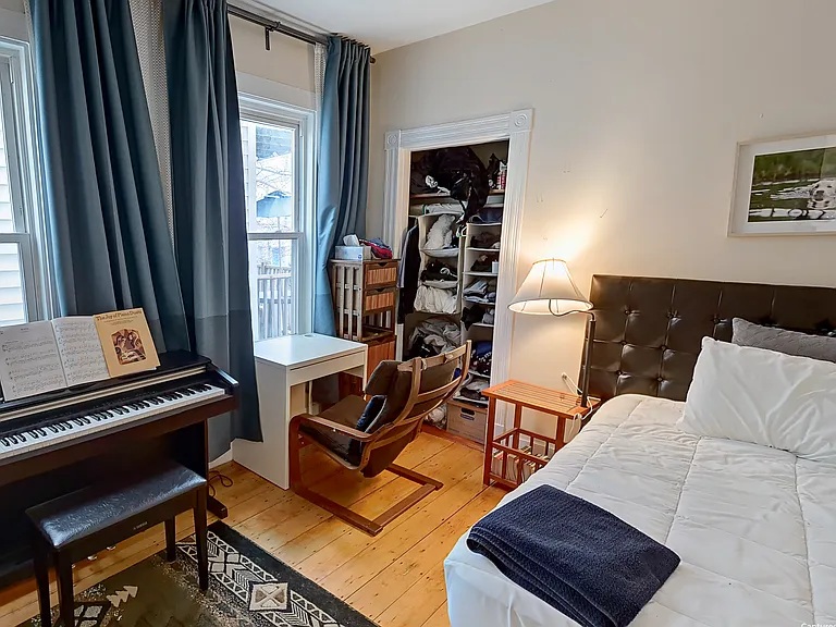 376 Washington St #2 — Photo 1